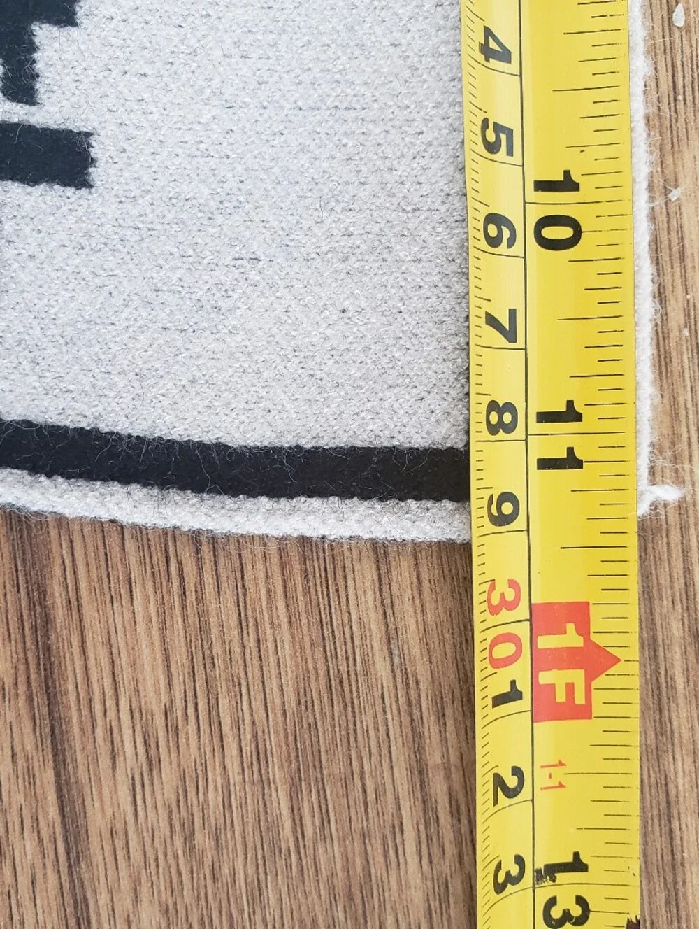 HILDLI set Of 2 Soft Wool Like Scarfs 71